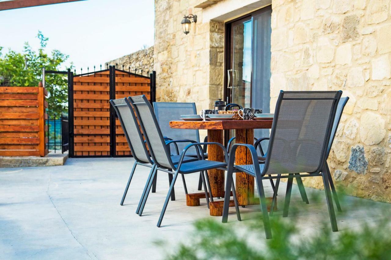 Petrakis Cretan Homes Kíssamos Exteriör bild
