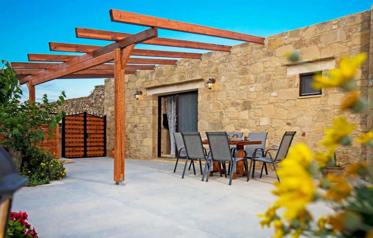 Petrakis Cretan Homes Kíssamos Exteriör bild